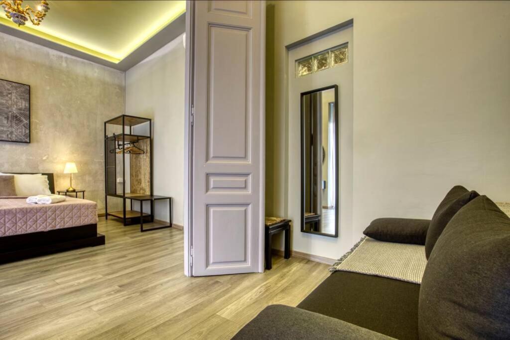 Plaka Filotheis House B Apartment Athens Exterior photo
